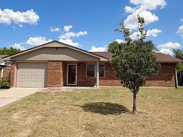 116 SW 69th St, Lawton, OK 73505