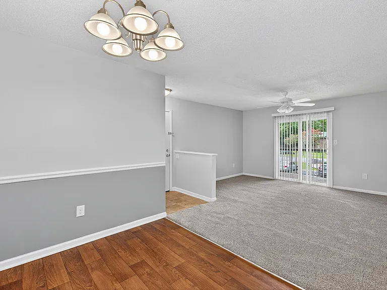 North Bluff Apartments — Photo 27
