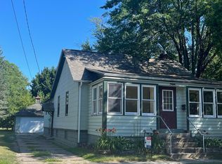 512 Fitzhugh St, Midland, MI 48640