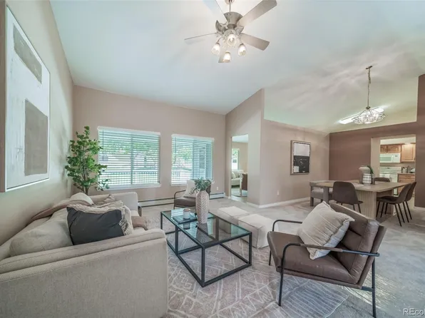 4384 Las Lunas Court, Castle Rock, CO 80104