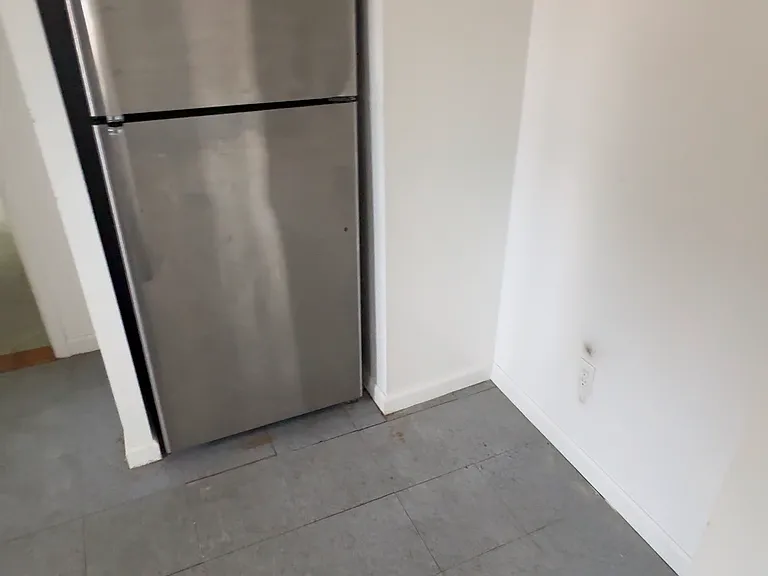 21 Pine St #1-L — Photo 9