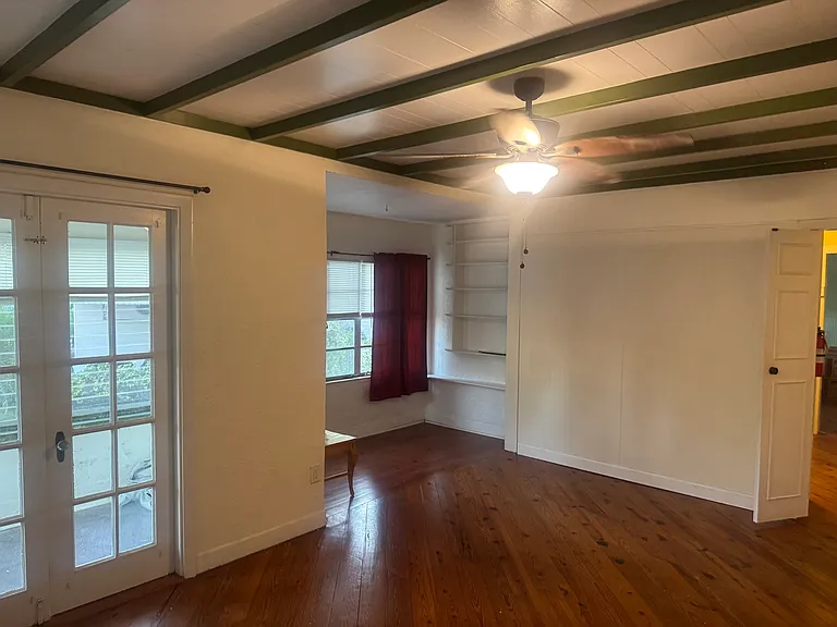 1037 Mississippi Ave — Photo 3