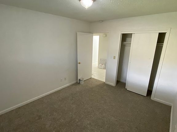 3rd image of 5866 Dayton Blvd #2