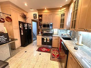 21-45 45th St #1, Astoria, NY 11105