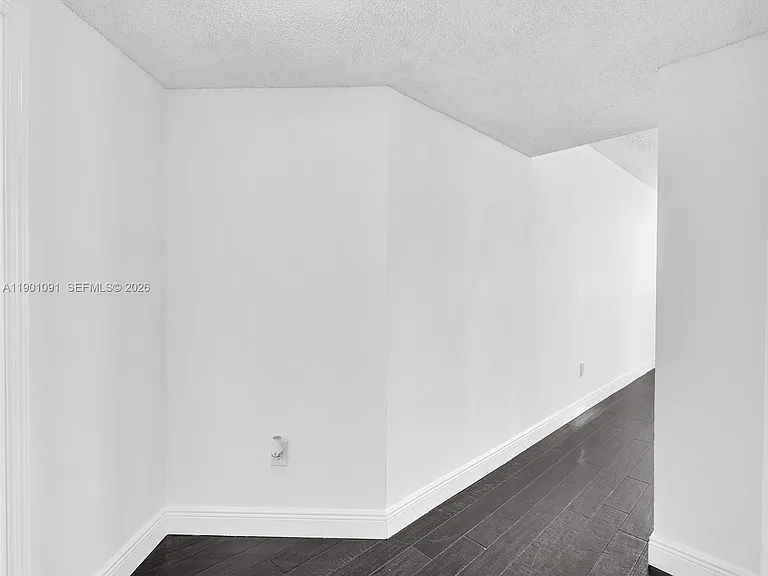 6422 Collins Ave #701 — Photo 25