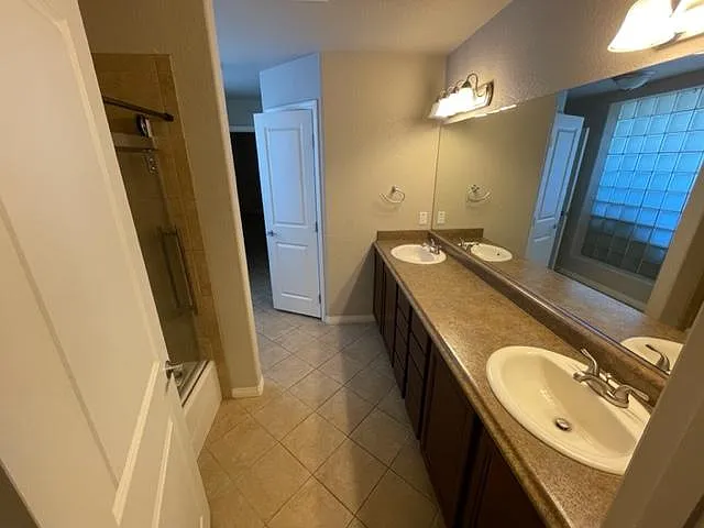 1376 Riverfront Dr — Photo 17