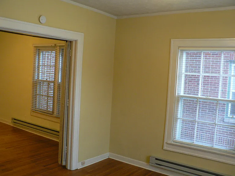 504 Woodruff Place West Dr #9 — Photo 2