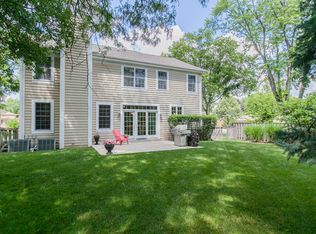 103 S Donald Ave, Arlington Heights, IL 60004