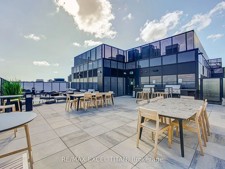 699 Sheppard Ave E #1115 — Photo 43