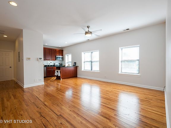 3rd image of 6324 S Kimbark Ave APT 400