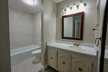 512 Orange Dr #20 — Photo 9