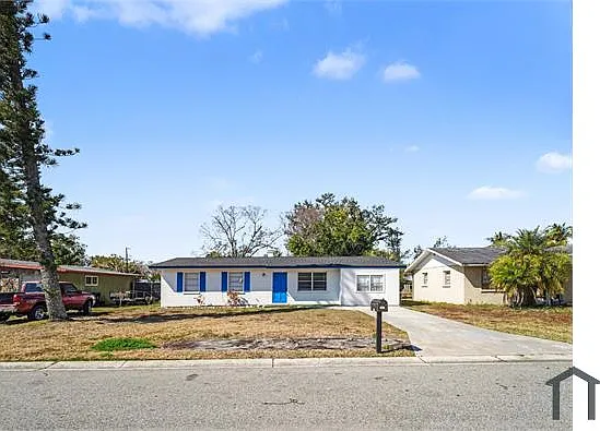 3 bed, 1208 sqft, $2,000 — Photo 3
