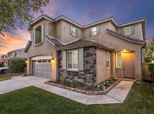 29087 Discovery Ridge Dr, Saugus, CA 91390