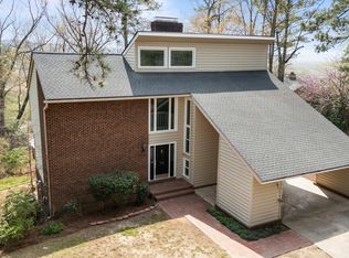 732 Azalea Dr, Vass, NC 28394