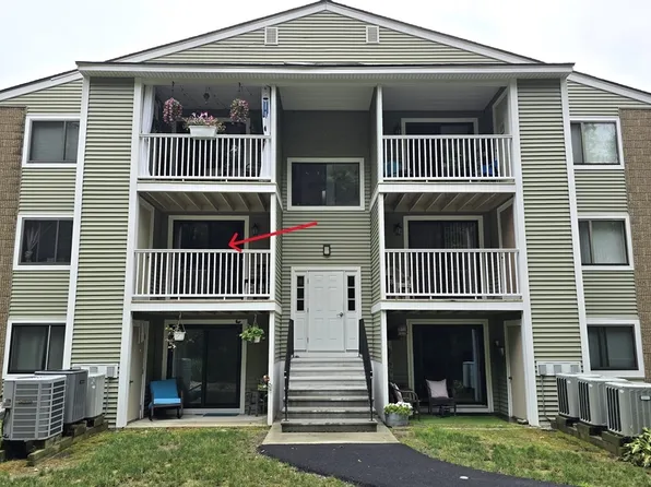 4 Bridgeview Cir Unit 36, Tyngsboro, MA 01879