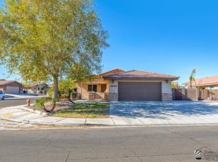 12586 S Driftwood Dr, Yuma, AZ 85367