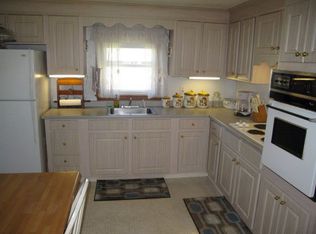 32 Mill St, Burlington, MA 01803