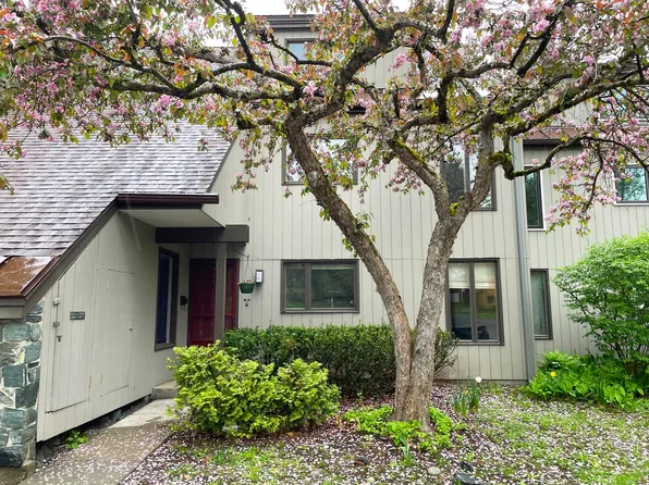 105 Brook Hollow, Hanover, NH 03755