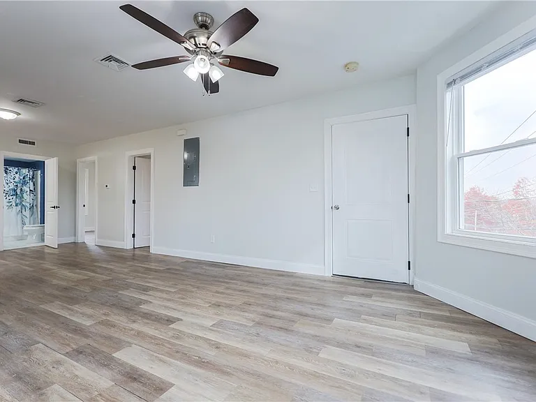 214 Silver Spring St #1 — Photo 7