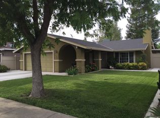 1385 W Tuolumne Rd, Turlock, CA 95382