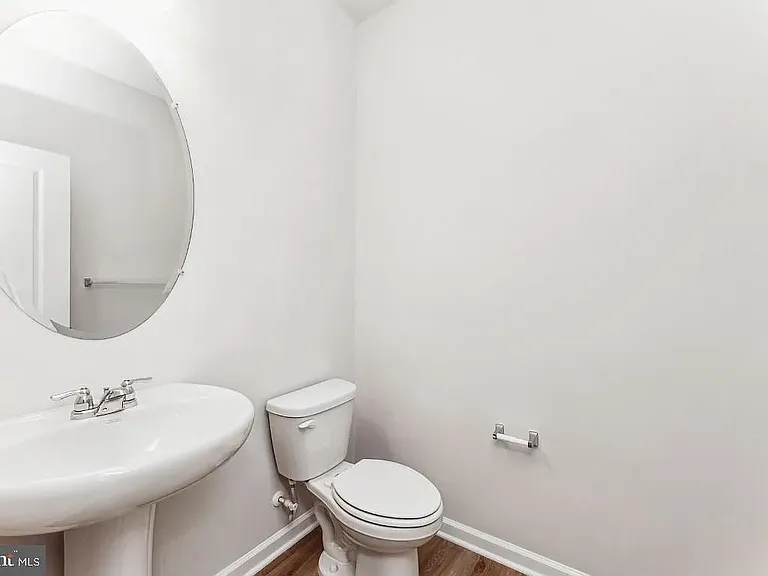 9304 Barnes Loop — Photo 3