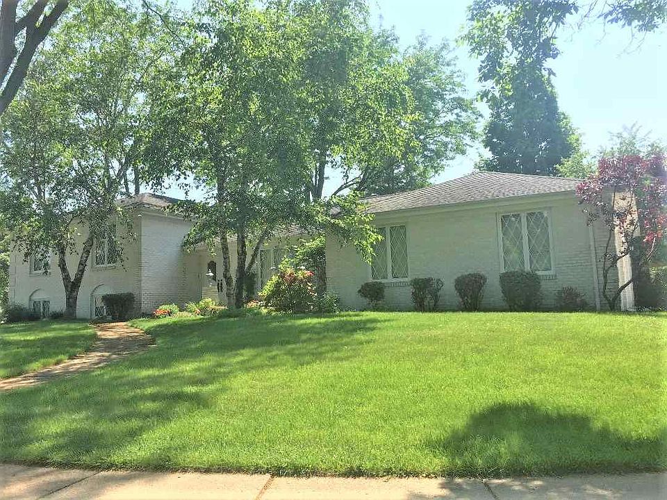 1st image of 3040 Arbor Oaks Dr