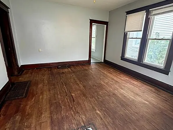 1903 Mitchell Ave, Saint Joseph, MO 64507