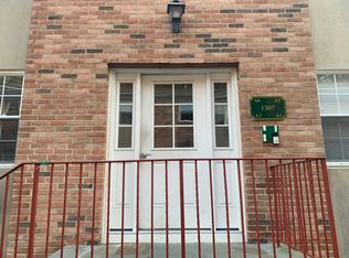 1307 Hope St APT A2, Stamford, CT 06907