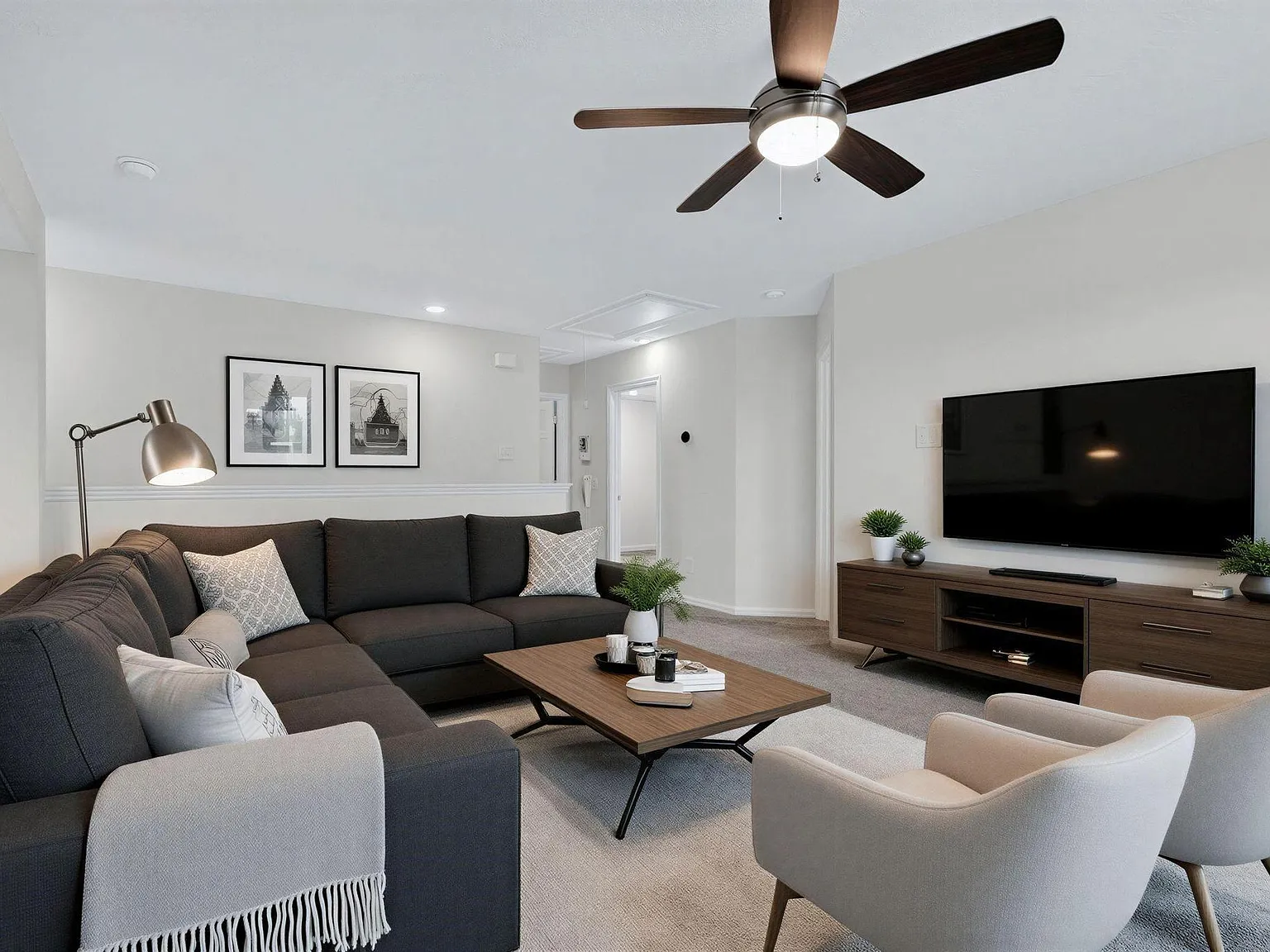 3 bed, 2.5 bath, 2220 sqft, $2,250 — Photo 4