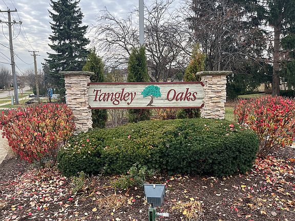 5th image of 3048 Tangley Oaks Trl