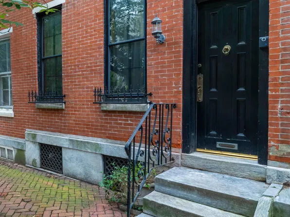 2120 Mount Vernon St, Philadelphia, PA 19130