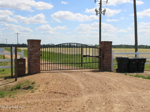 0 Bungalow Ln, Tchula, MS 39169