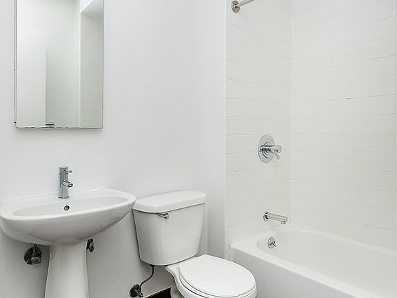 5th image of 212 W 91st St APT 436