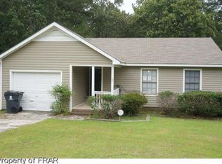 3322 Arrowhead Rd, Spring Lake, NC 28390