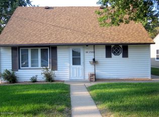 217 2nd St SW, Melrose, MN 56352