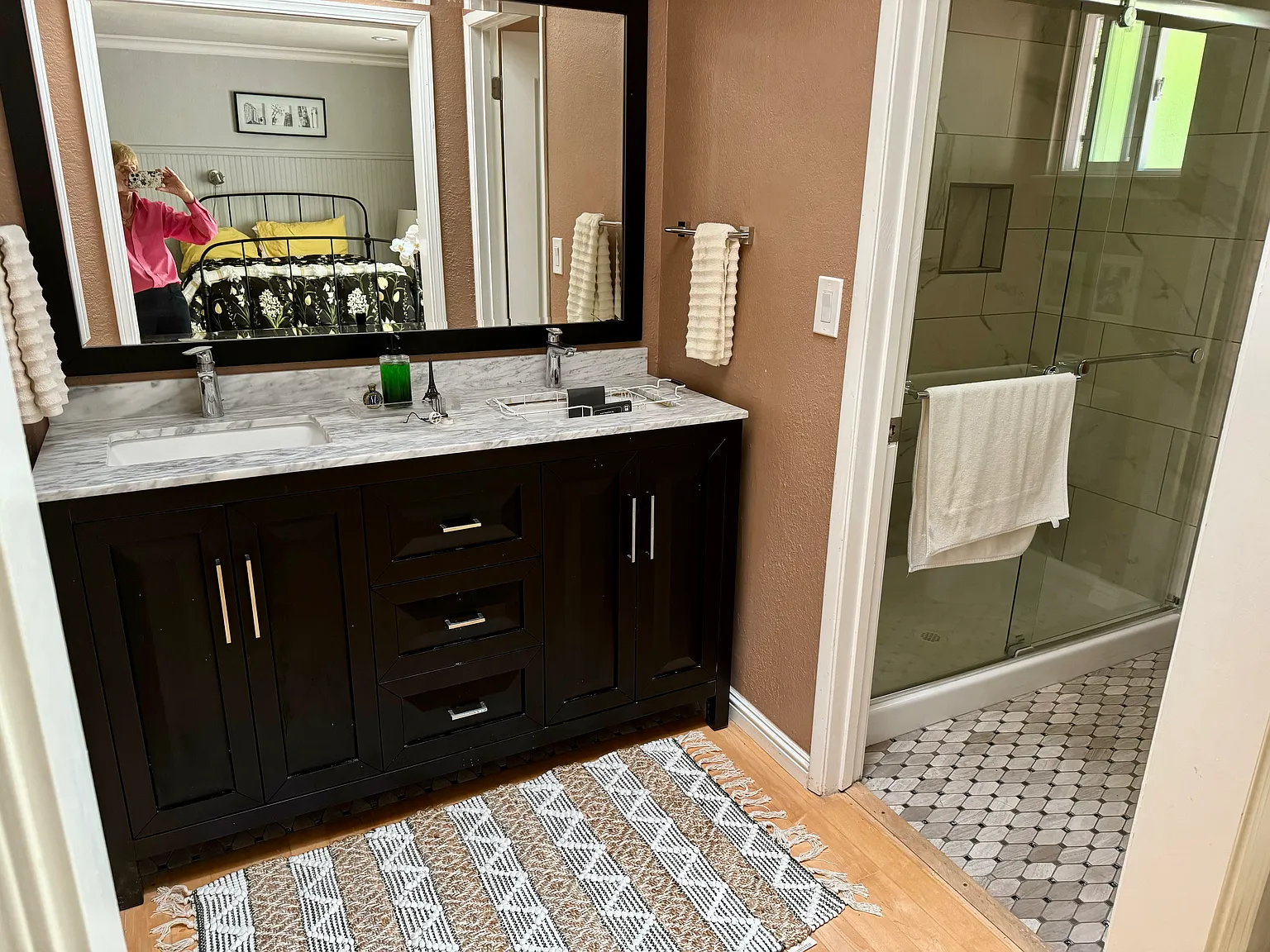 1 bed, 300 sqft, $2,000 — Photo 2
