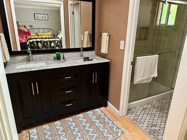 Double Sink in Bathroom