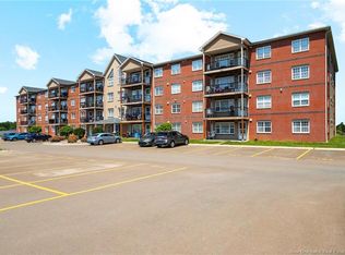 65 Brayson Blvd #201, Oromocto, NB E2V 0J2