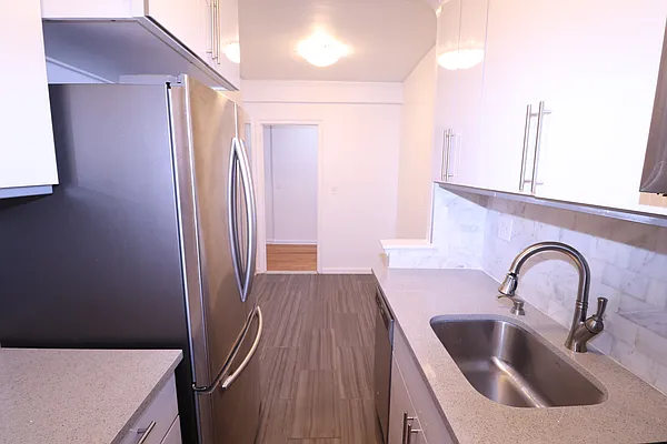 Rented by Kian Realty | media 11