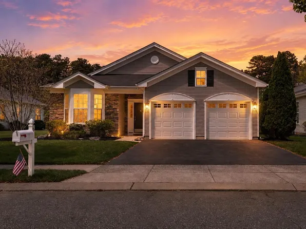 5 Sander Pl, Galloway, NJ 08205