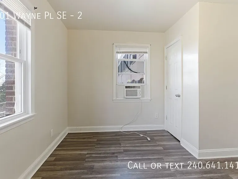 101 Wayne Pl SE #2 — Photo 2