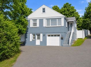 108 County Rd, Tenafly, NJ 07670
