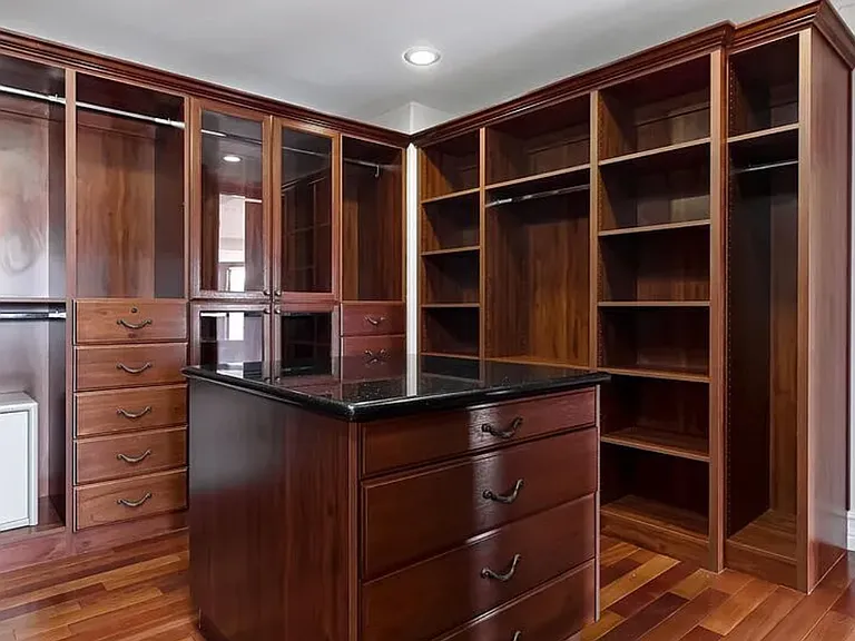 332 S Almont Dr — Photo 17