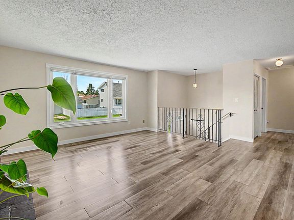 5th image of 2911 83rd St NW