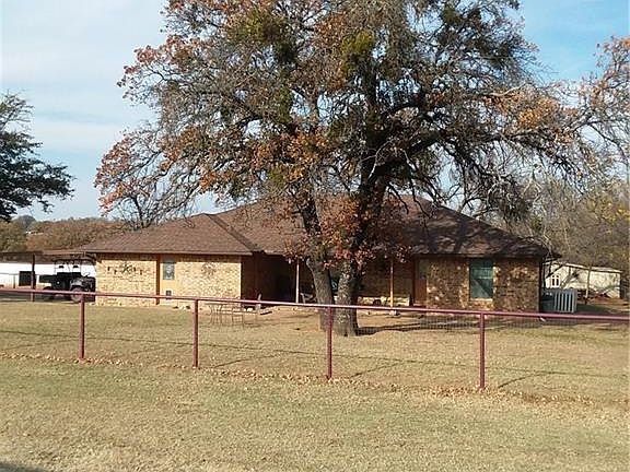 2nd image of 1232 County Road 4371