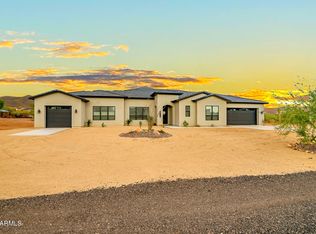 39705 N 3rd St, Phoenix, AZ 85086