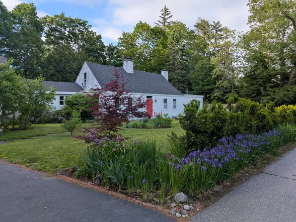 (undisclosed Address), Brunswick, ME 04011