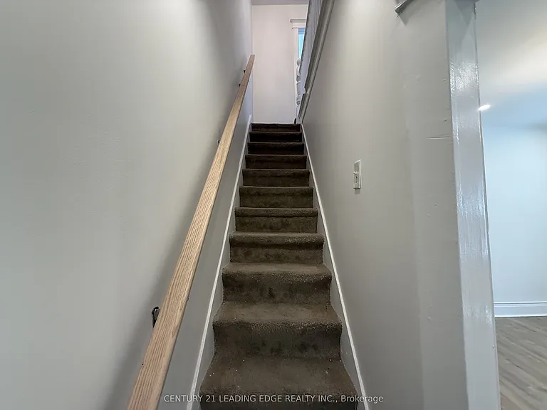 485 Albert St — Photo 30