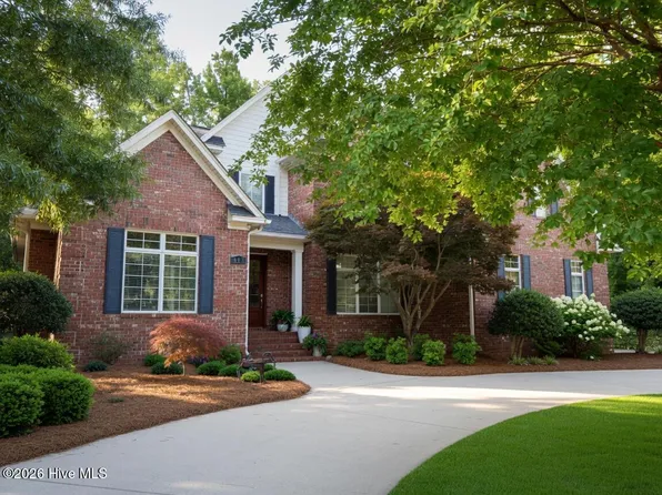 815 Kensington Drive, Greenville, NC 27858