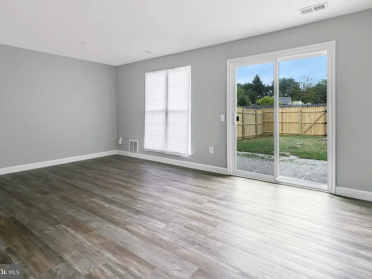 5778 Sunset View Ln — Photo 4